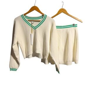 NWT House of Harlow 2 piece sweater skirt set size med